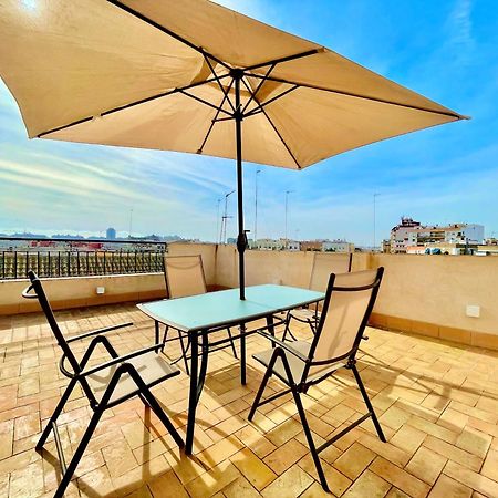 Philippe'S Home Triana Con Terraza Севилья Экстерьер фото